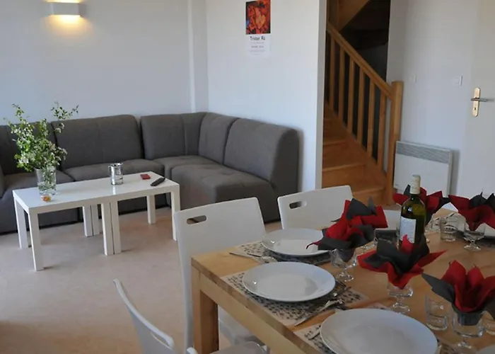 Maison Avec Terrasse, 2 Chambres, 4 Pers. - Api-1-52-1368 Carla-Bayle