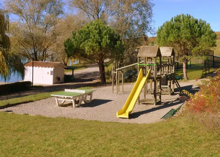 Kemp Maison Avec Terrasse, 2 Chambres, 4 Pers. - Api-1-52-1368 Carla-Bayle